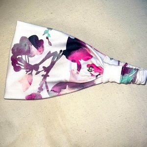 Reversible floral Lululemon headband
